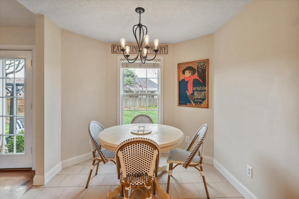 936 Aristides Dr Bowling Green, KY 42104