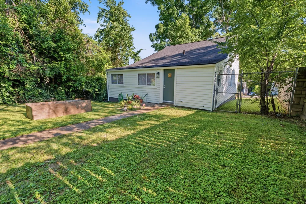 1003 Granada Ave Nashville, TN 37206