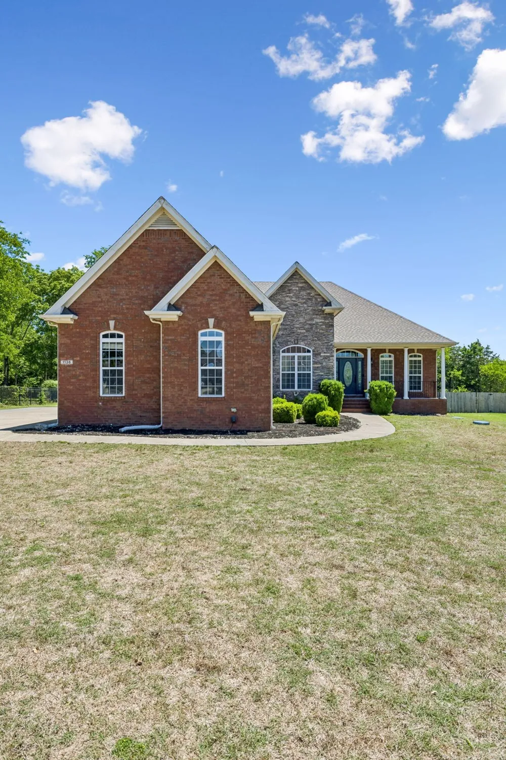 1136 Farmhouse Rd Lascassas, TN 37085