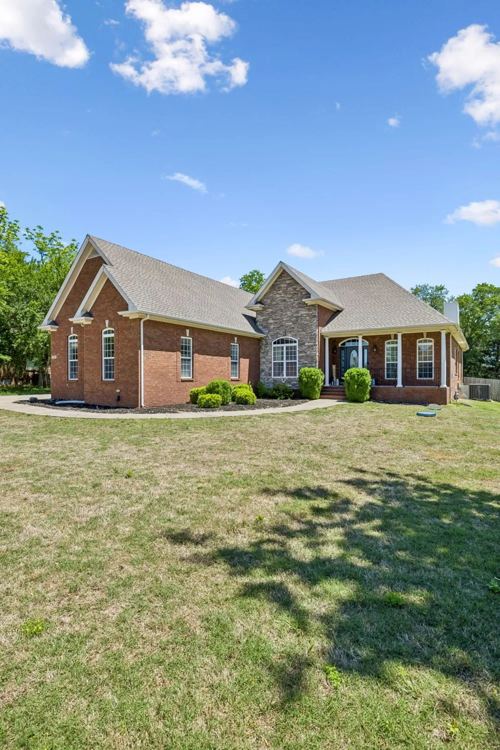 1136 Farmhouse Rd Lascassas, TN 37085