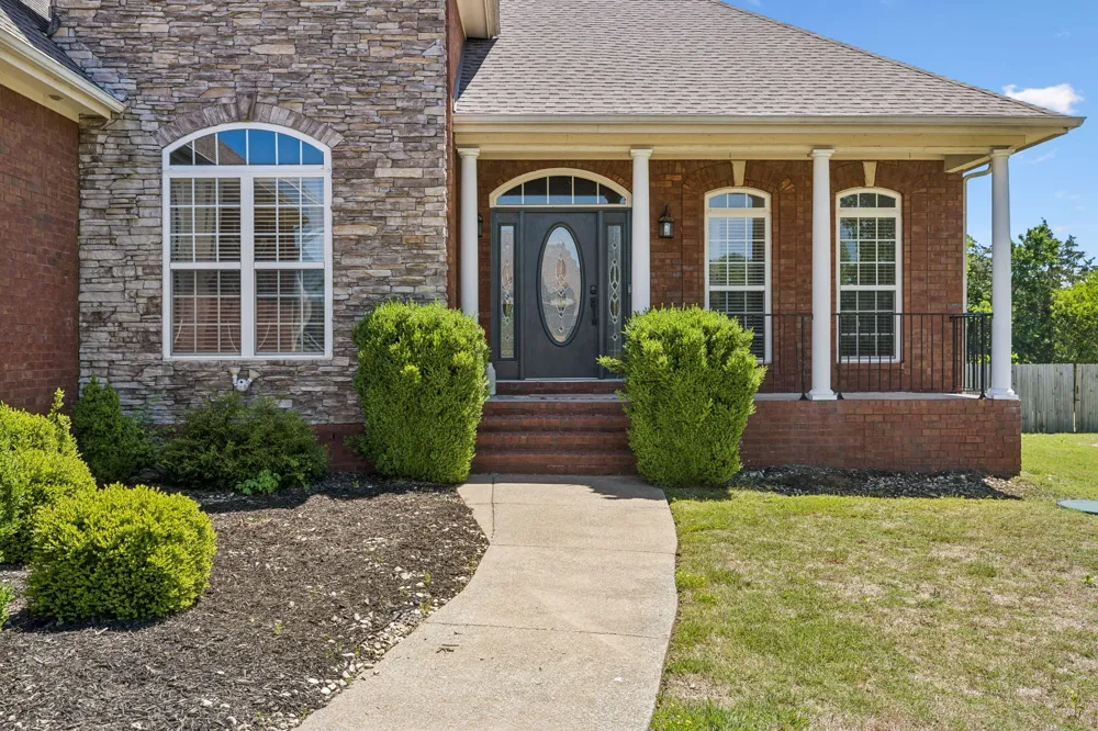 1136 Farmhouse Rd Lascassas, TN 37085