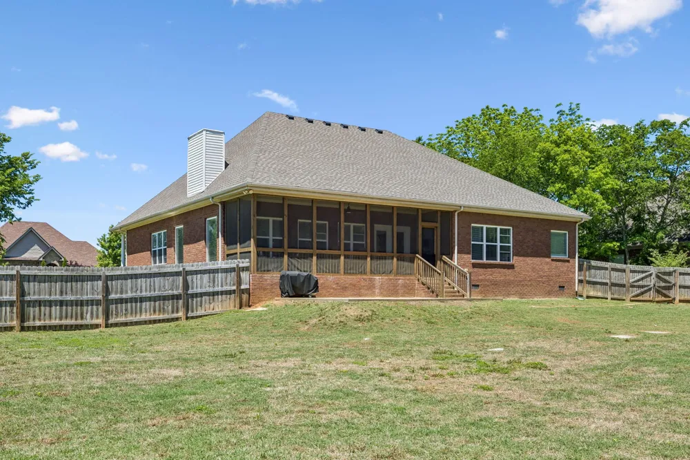 1136 Farmhouse Rd Lascassas, TN 37085