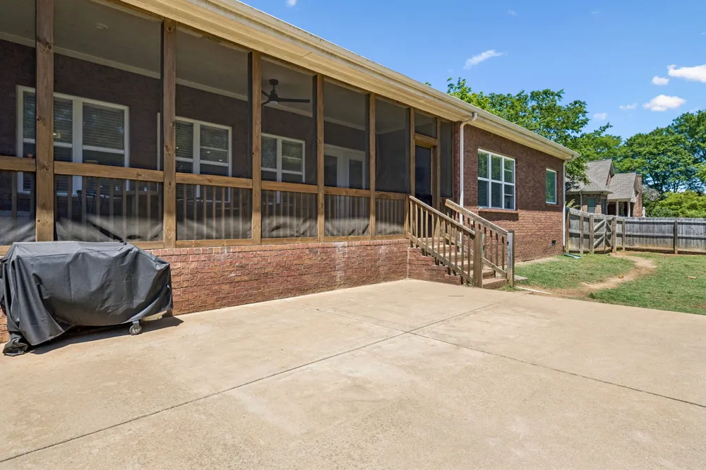 1136 Farmhouse Rd Lascassas, TN 37085