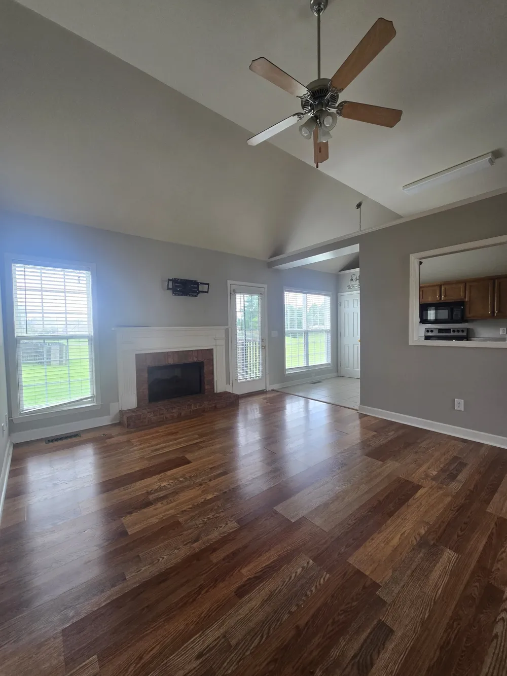 2229 Dewey Dr Spring Hill, TN 37174