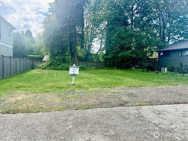 648 W Columbia Street Monroe, WA 98272