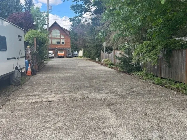 648 W Columbia Street Monroe, WA 98272