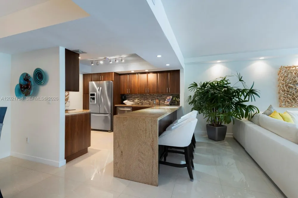 3 Grove Isle Dr #C307 Miami, FL 33133