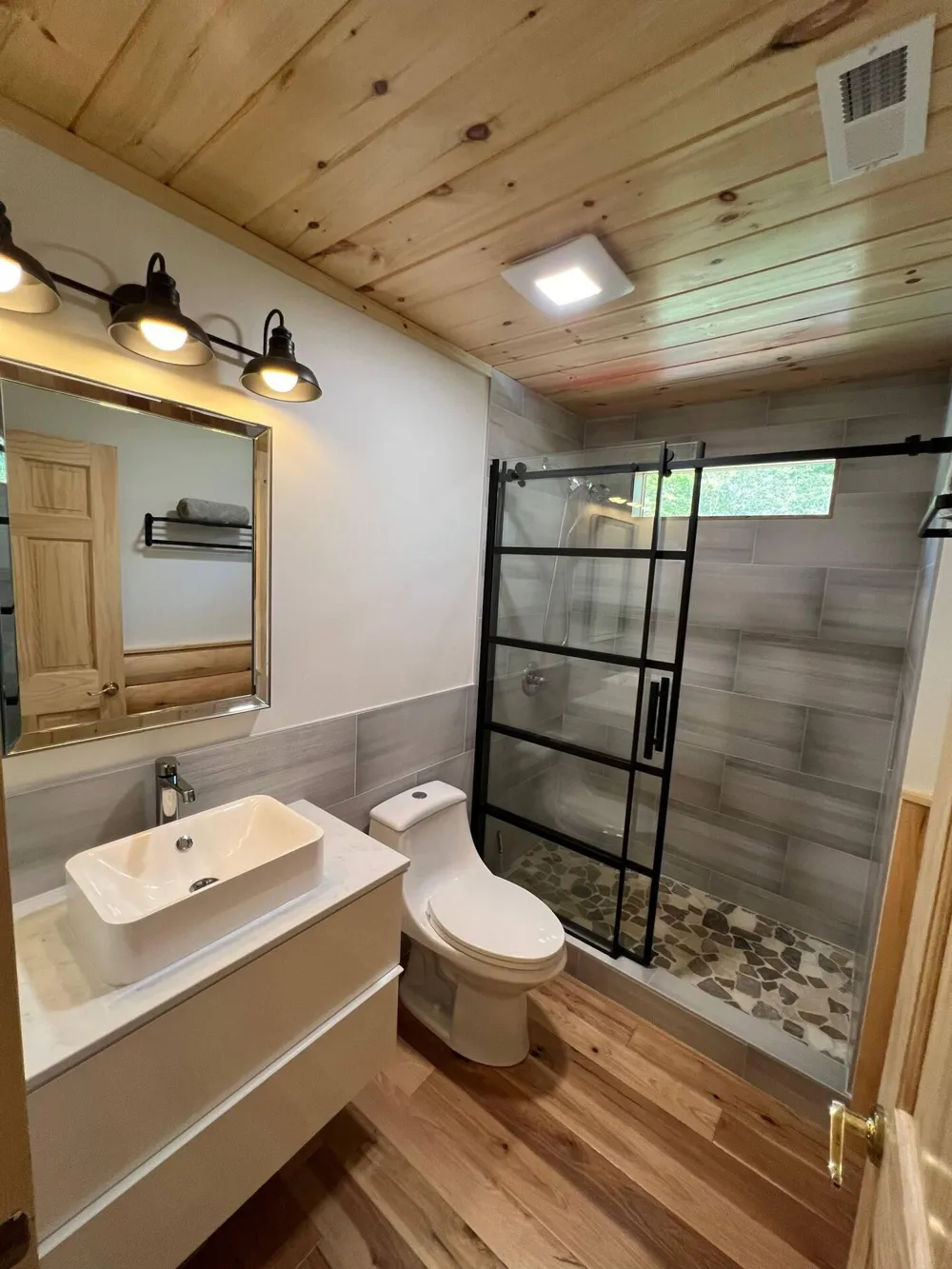 375 County Road 401 Madisonville, TN 37354