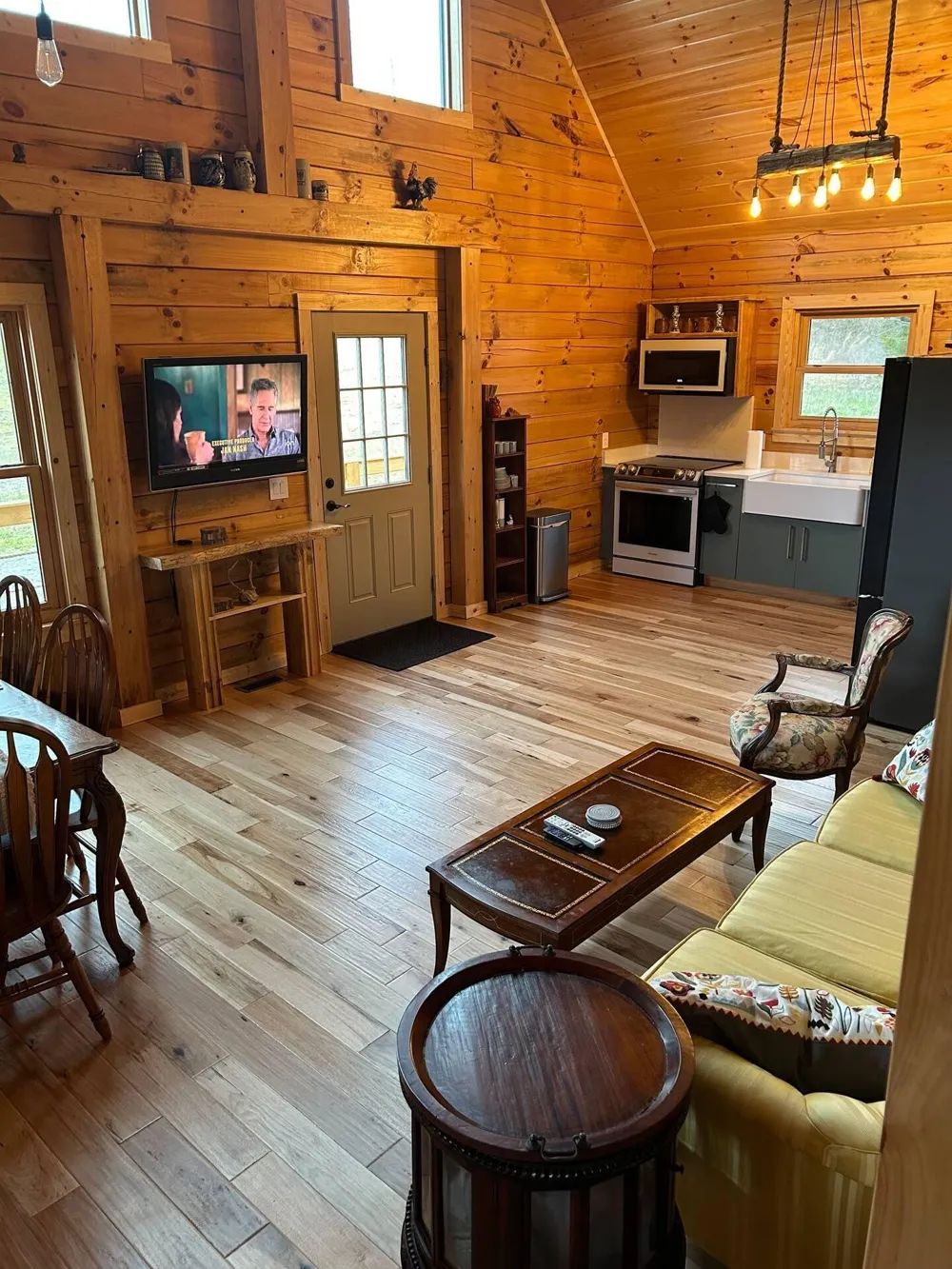375 County Road 401 Madisonville, TN 37354
