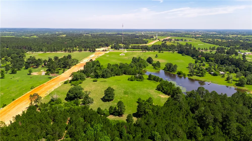 CR 306 Navasota, TX 77868