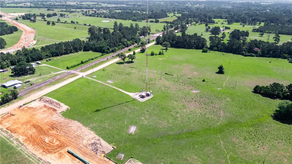 CR 306 Navasota, TX 77868