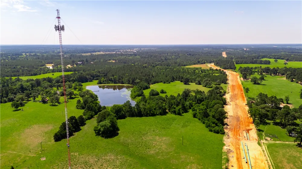 CR 306 Navasota, TX 77868