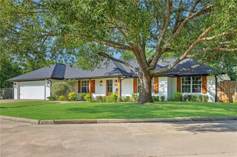 1312 Mary Lee Ln