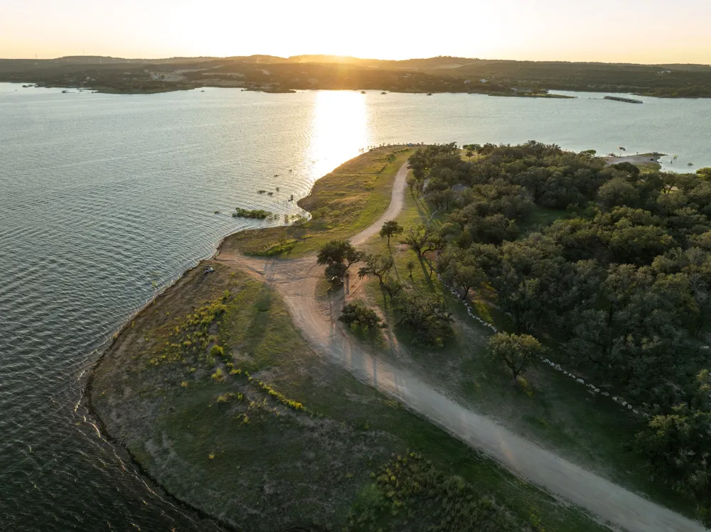 160 Lakefront Drive Point Venture, TX 78645