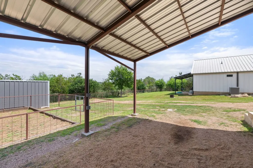 505 Broken Arrow Drive Spicewood, TX 78669