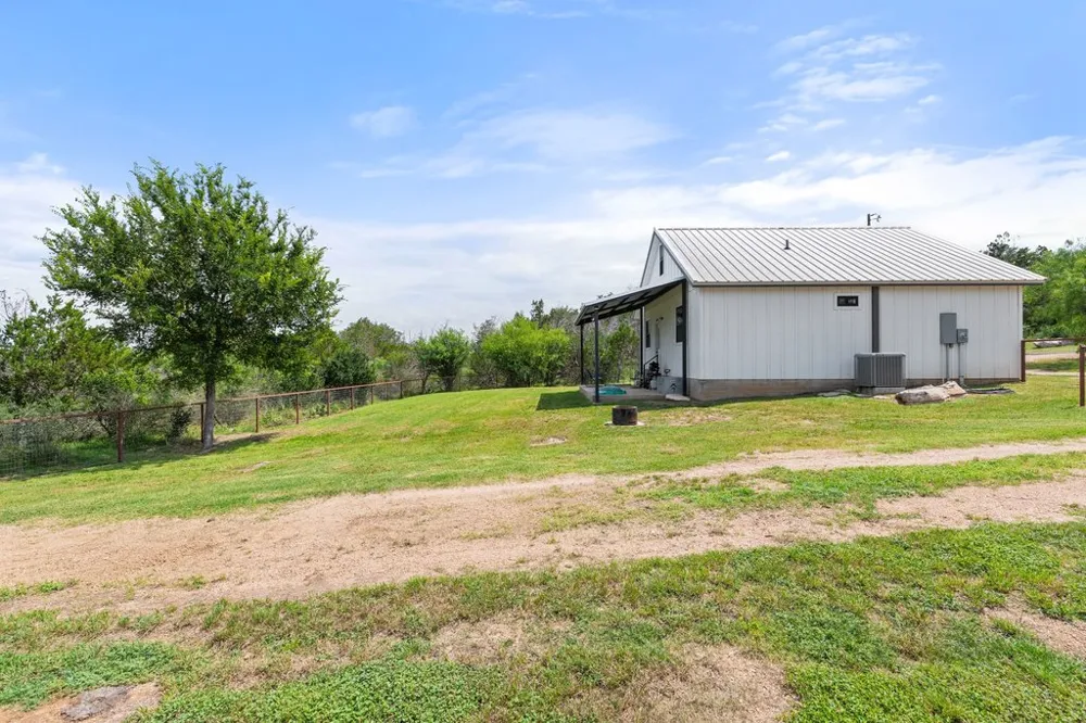 505 Broken Arrow Drive Spicewood, TX 78669