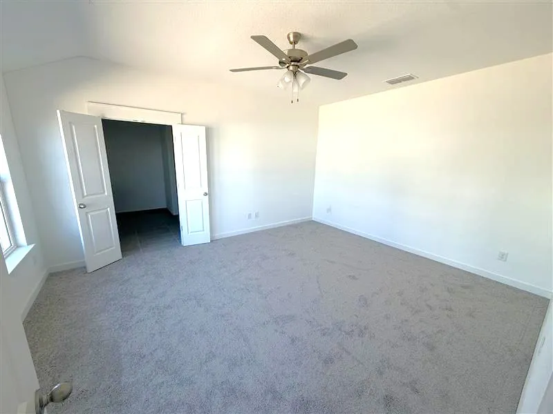 225 Seattle Slew Drive Jarrell, TX 76537