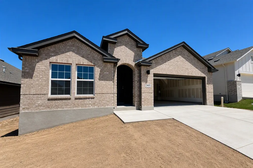 225 Seattle Slew Drive Jarrell, TX 76537