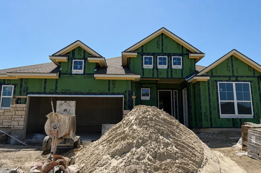 135 Kapok Street Buda, TX 78610