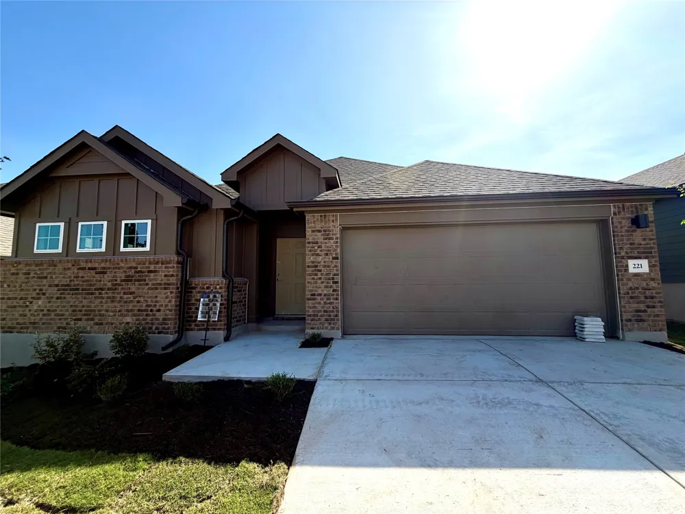 221 Seattle Slew Drive Jarrell, TX 76537
