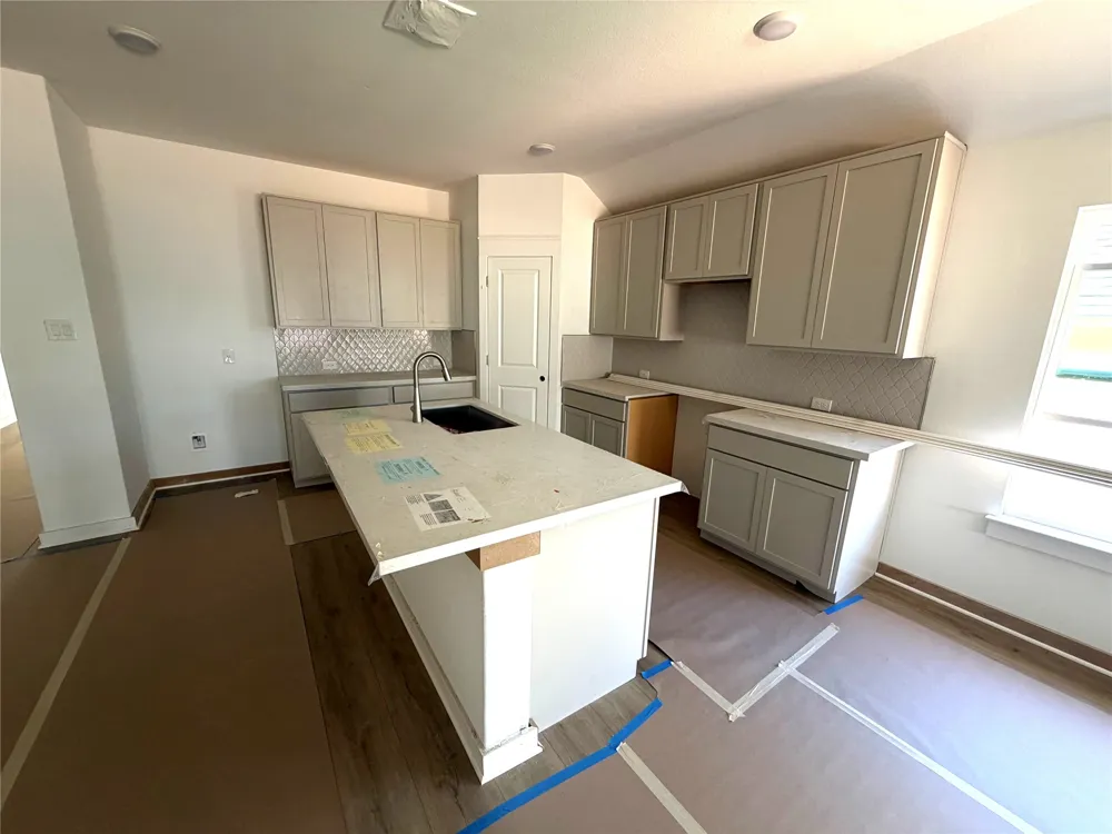 221 Seattle Slew Drive Jarrell, TX 76537