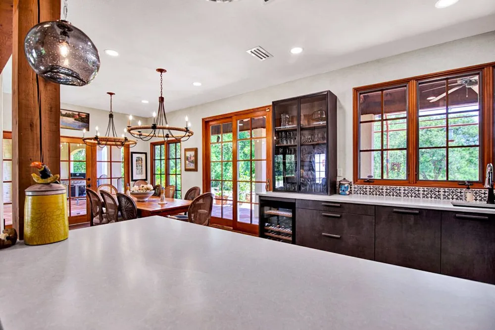 541 Martindale Falls Road Martindale, TX 78655