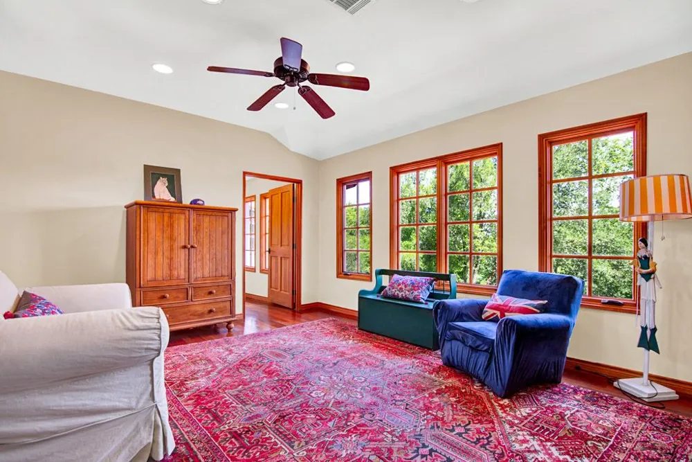 541 Martindale Falls Road Martindale, TX 78655