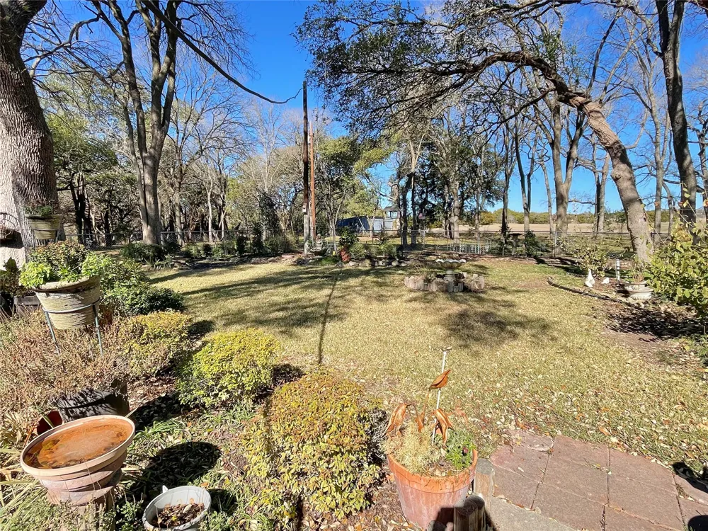 700 Shanklin Road Belton, TX 76513
