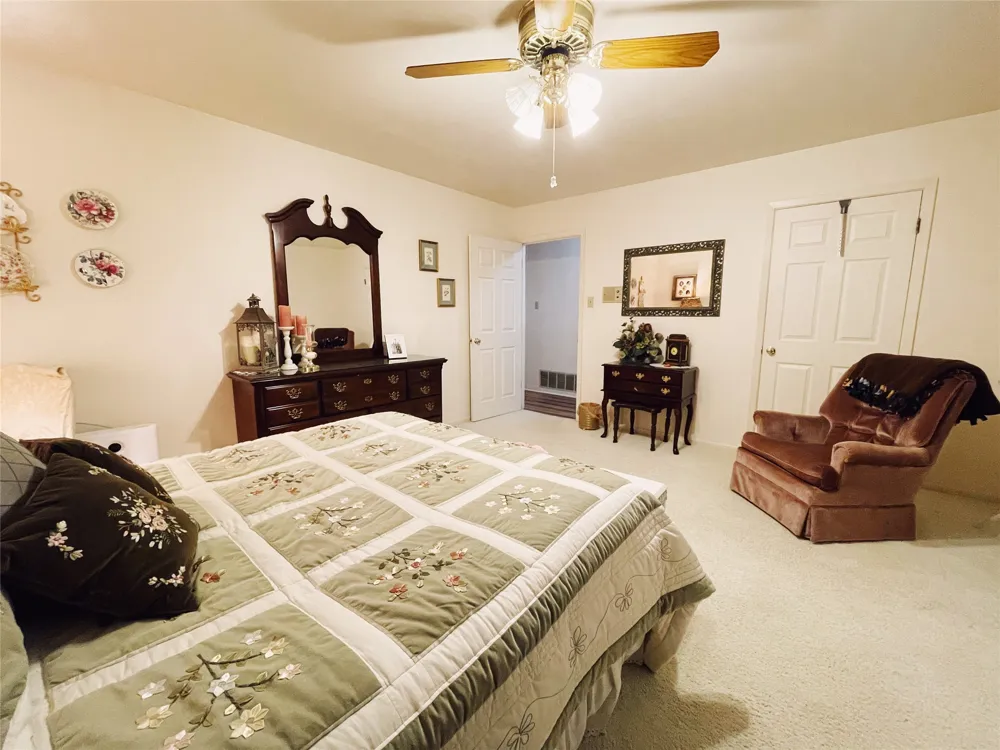 700 Shanklin Road Belton, TX 76513