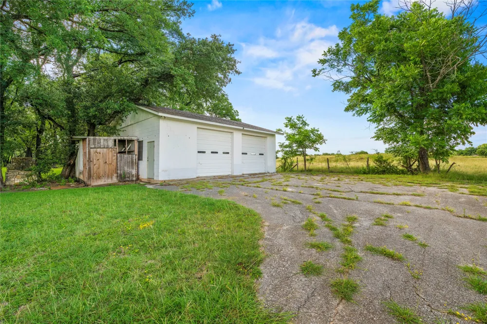 700 Shanklin Road Belton, TX 76513