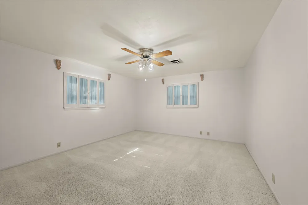 700 Shanklin Road Belton, TX 76513