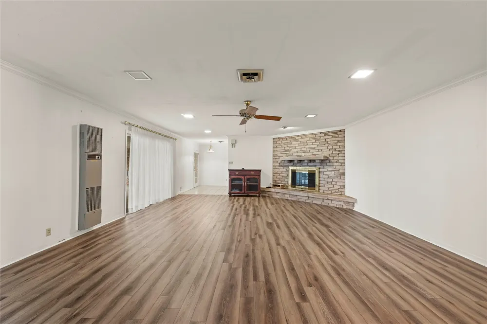 700 Shanklin Road Belton, TX 76513