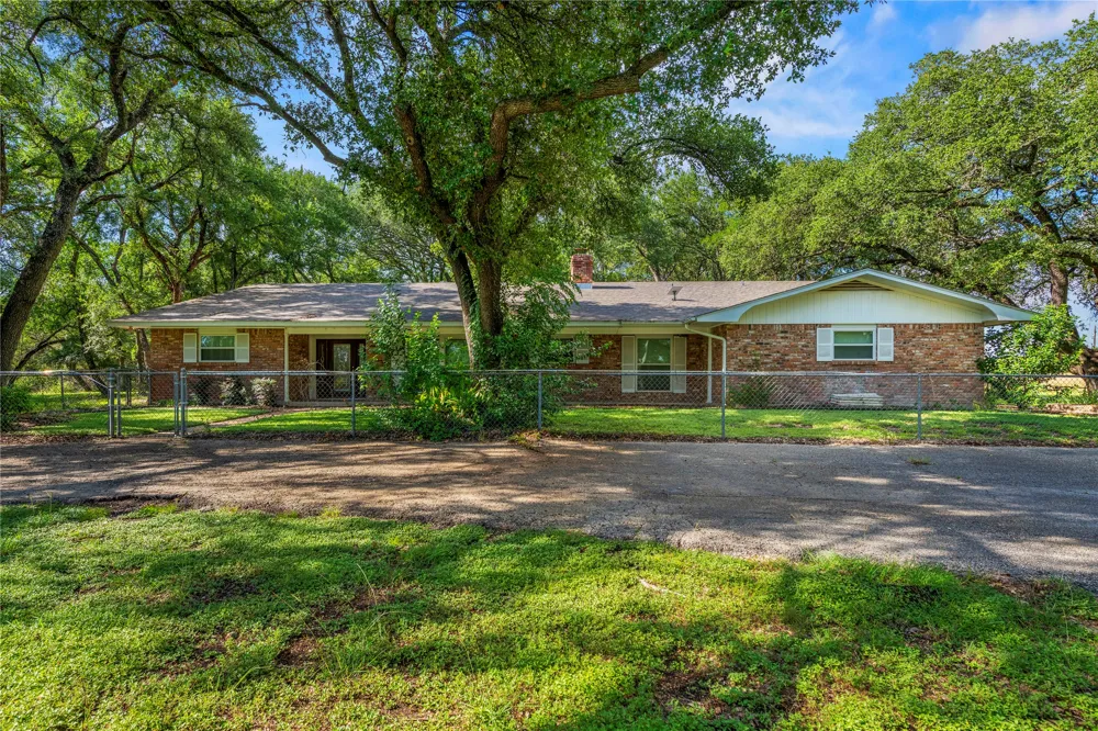 700 Shanklin Road Belton, TX 76513