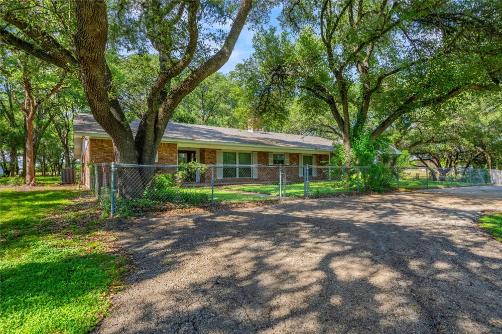 700 Shanklin Road Belton, TX 76513