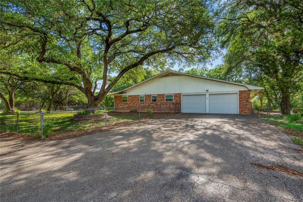 700 Shanklin Road Belton, TX 76513