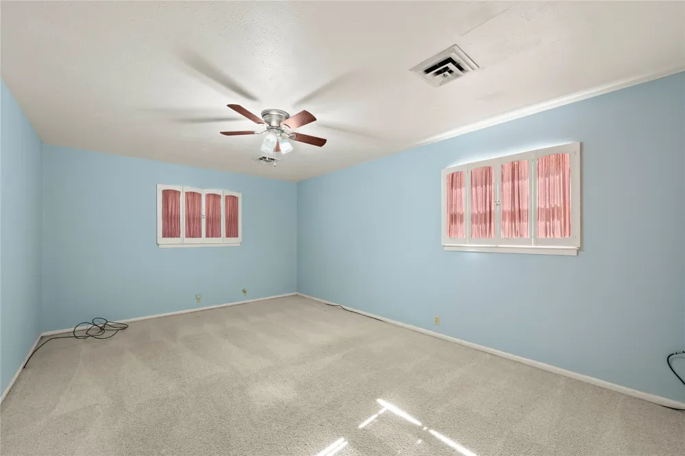700 Shanklin Road Belton, TX 76513