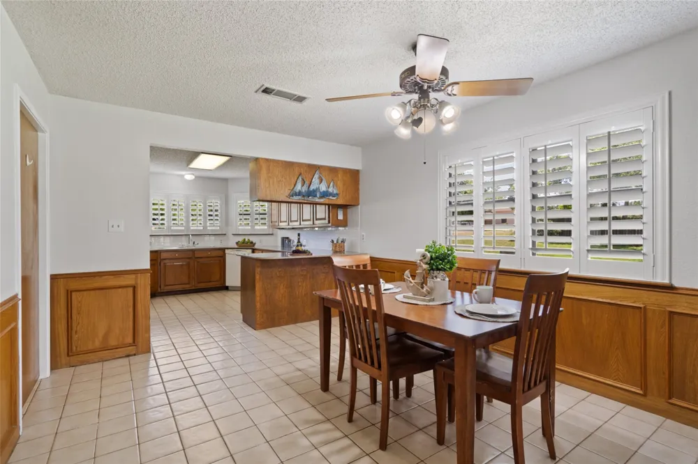 6448 River Oaks Drive Kingsland, TX 78639