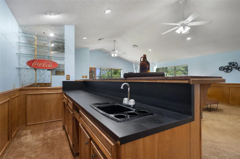 6448 River Oaks Drive Kingsland, TX 78639