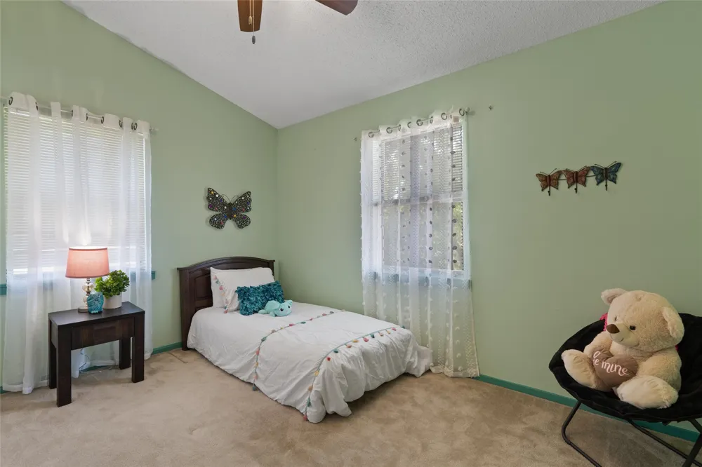 6448 River Oaks Drive Kingsland, TX 78639