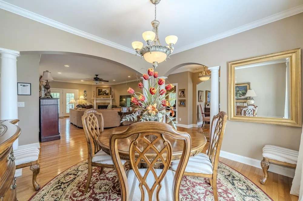 670 BOWEN DR Savannah, TN 38372