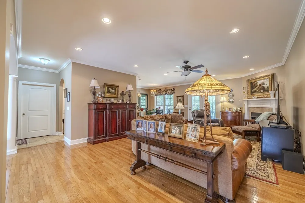 670 BOWEN DR Savannah, TN 38372