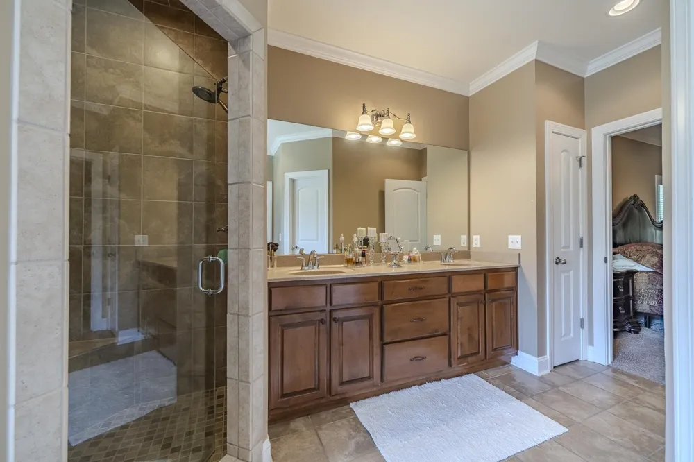 670 BOWEN DR Savannah, TN 38372