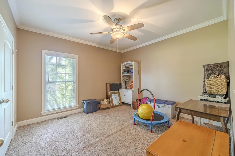 670 BOWEN DR Savannah, TN 38372