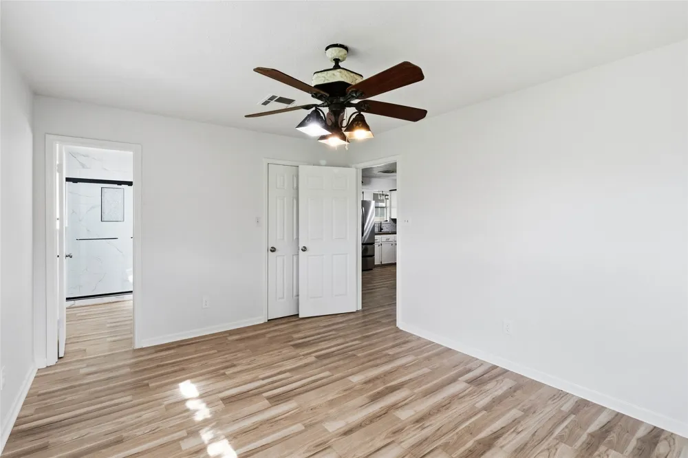 405 Old Highway 20 Highway McDade, TX 78650