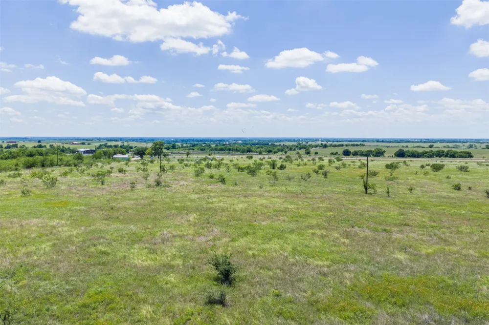 4 HWY 36 Rogers, TX 76569