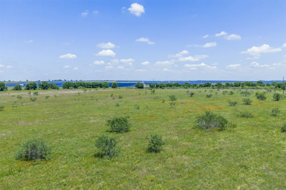 4 HWY 36 Rogers, TX 76569