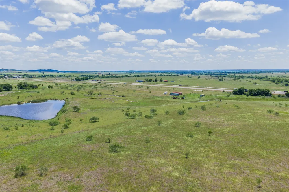 4 HWY 36 Rogers, TX 76569