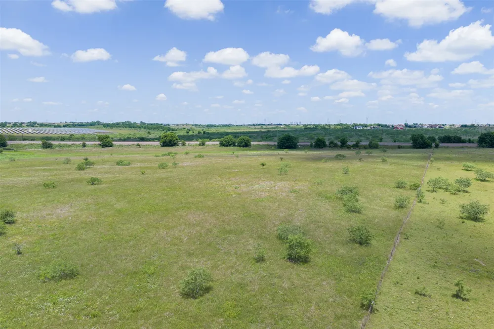 4 HWY 36 Rogers, TX 76569