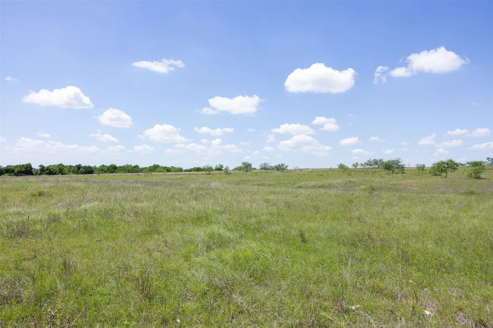 3 HWY 36 Rogers, TX 76569