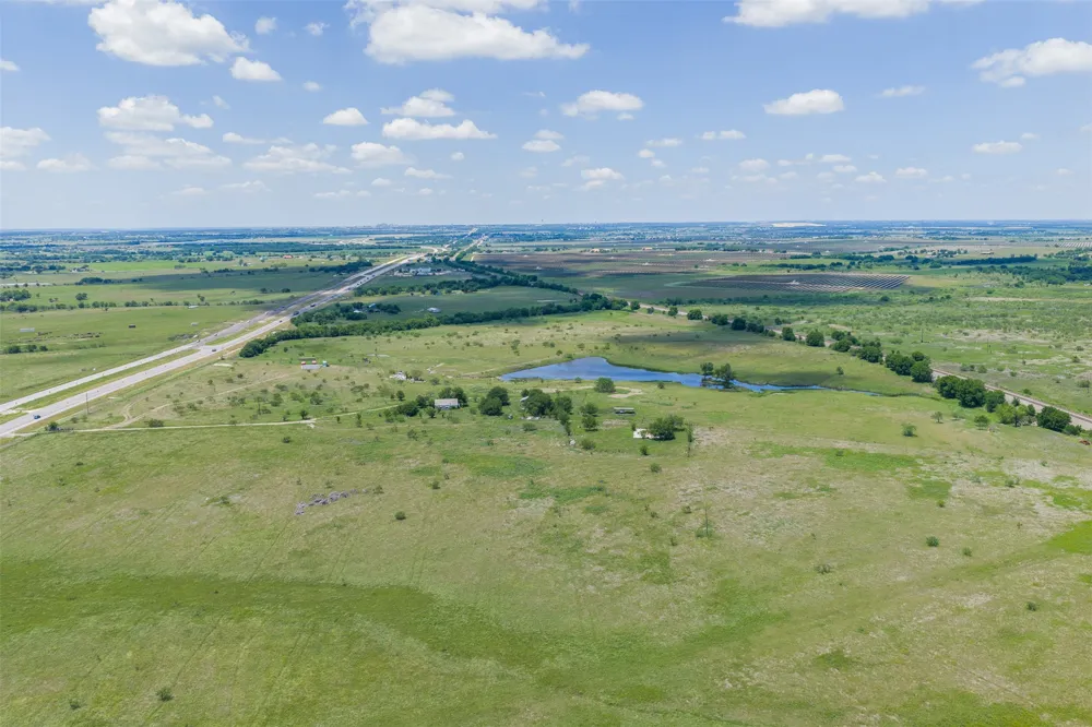 3 HWY 36 Rogers, TX 76569